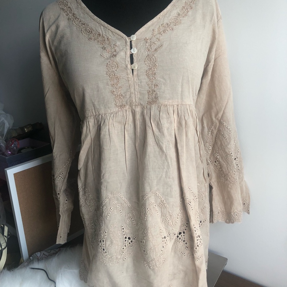 Linen embroidered detail blouse +BONUS! NWT!